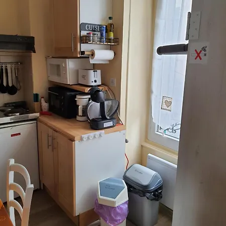 아파트 Geraniums 4 *